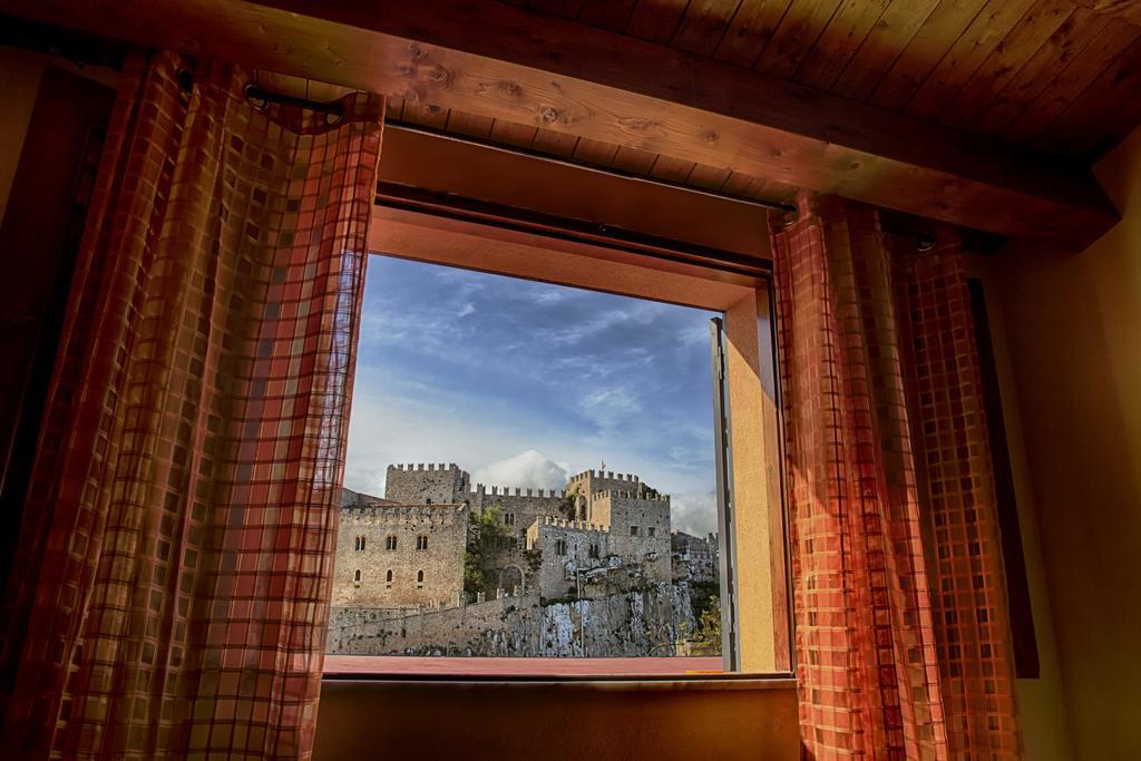 Casa Vacanze Caccamo Santa Lucia Exteriör bild